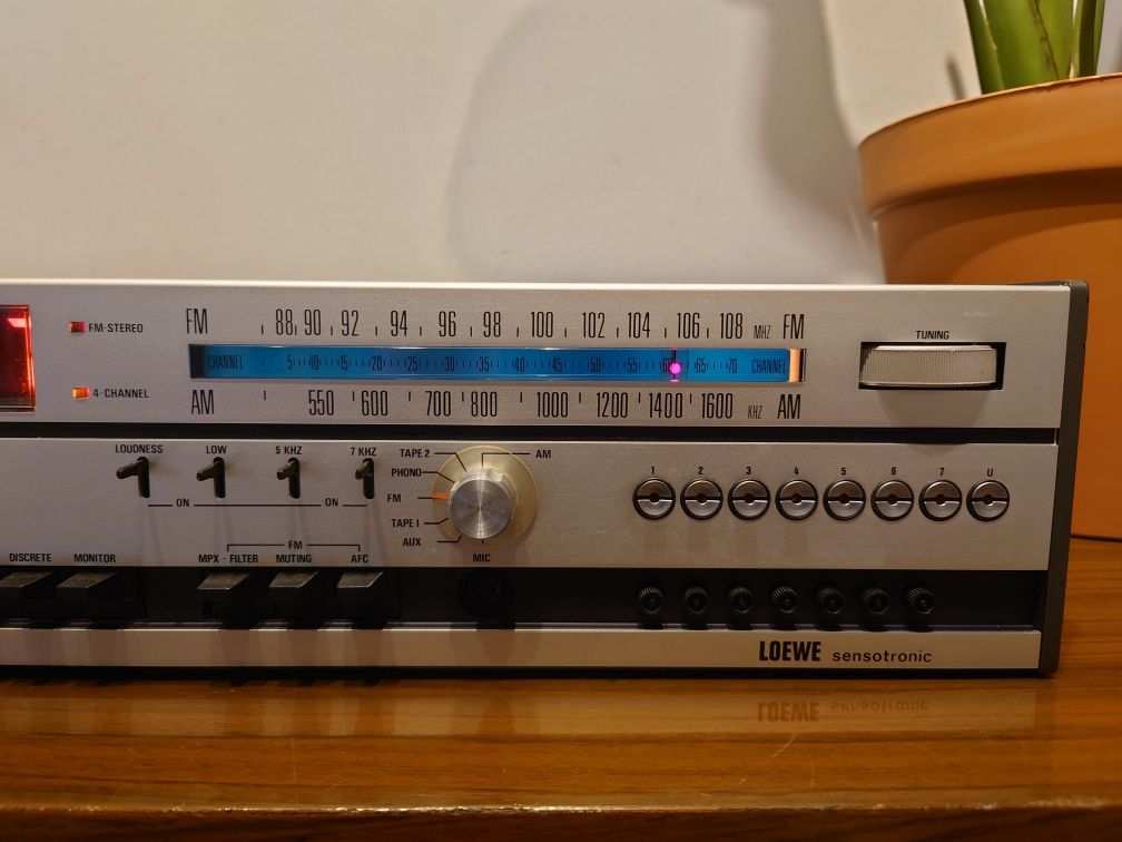 Loewe QR320-1 amplituner stereo/quadro, monster receiver, vintage 1974