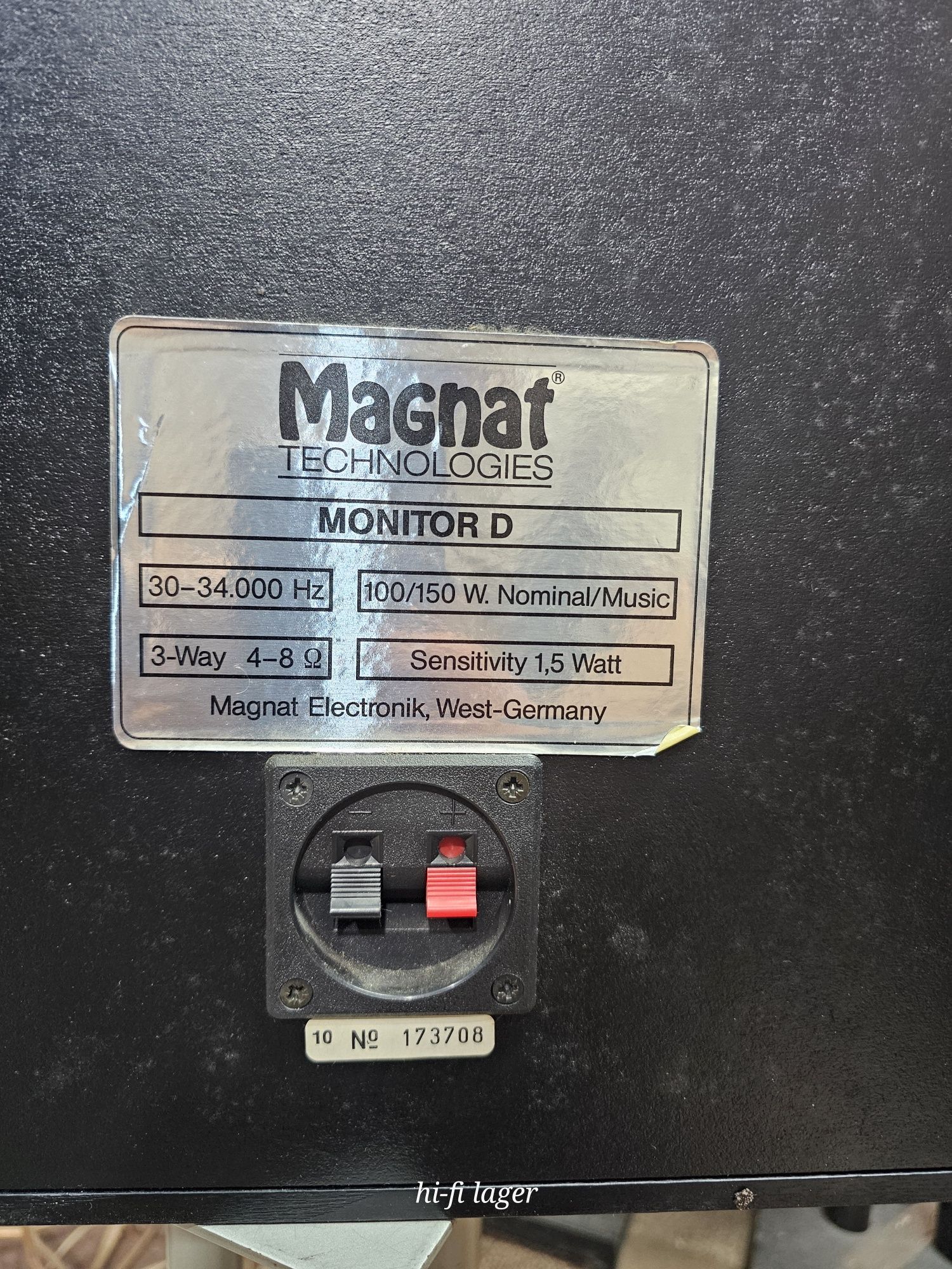 Magnat Monitor D немецкая акустика НЧ 25 см Vifa , СЧ Vifa