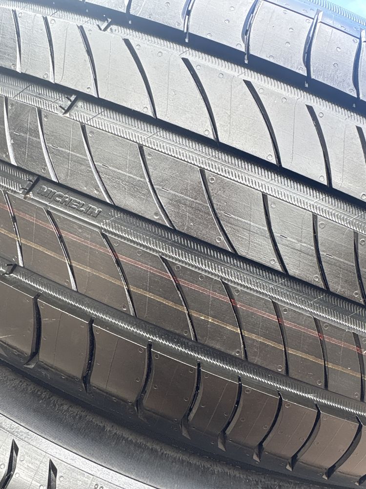235.45.20 opony michelin nowe z montazem