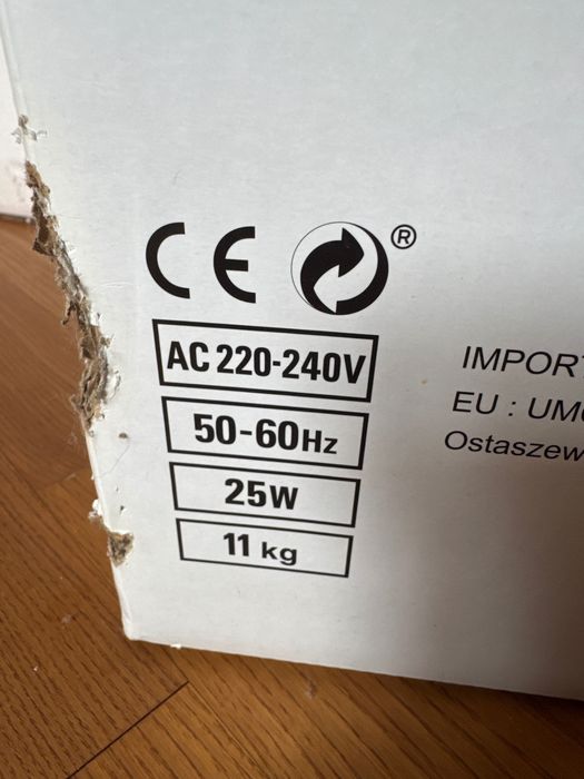 Очисник повітря Sharp UA-HD40E-L продам