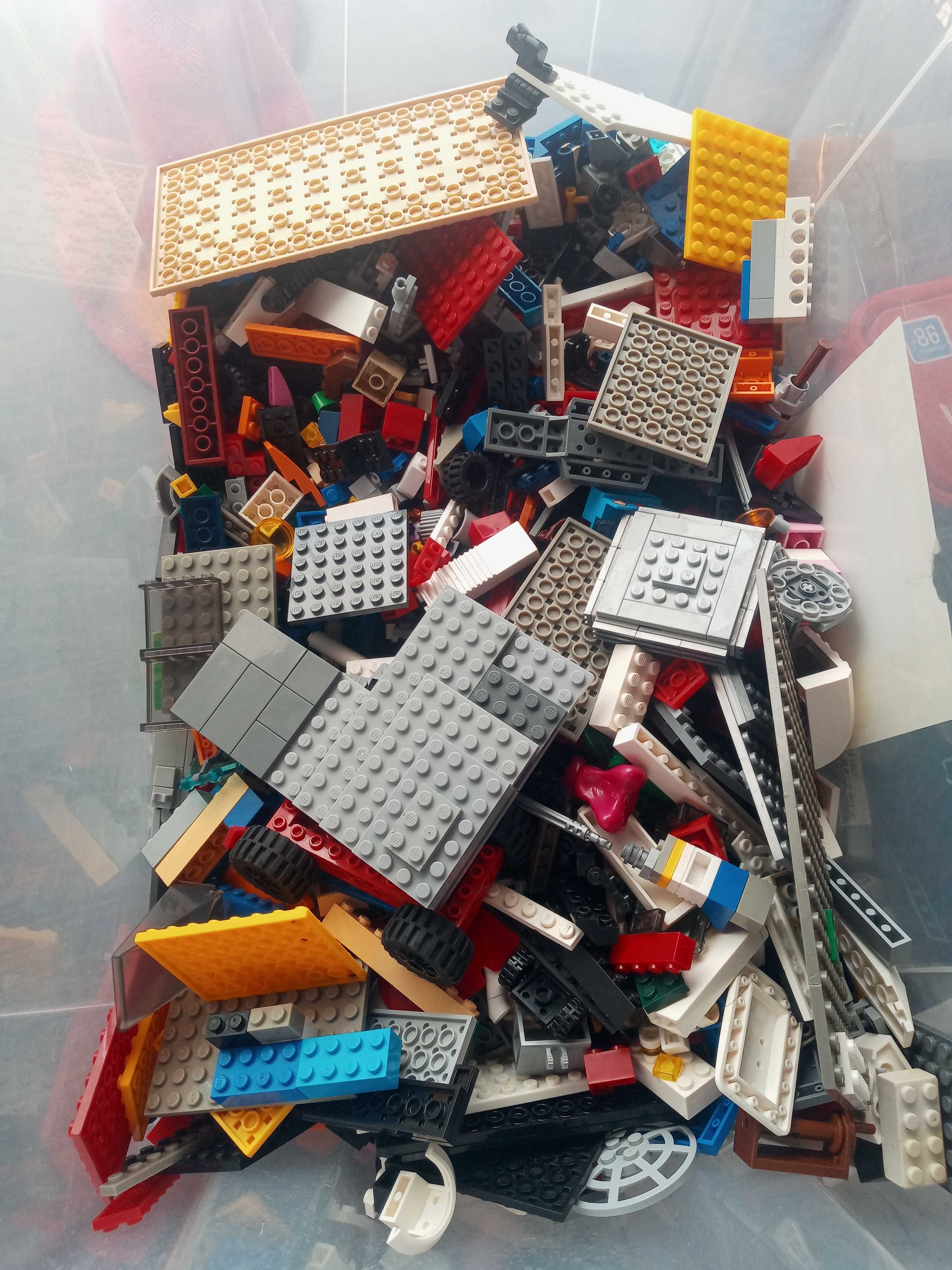 Vendo 3000 peças LEGO