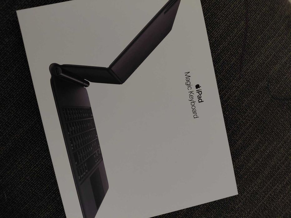 Capa Teclado Apple Magic Keyboard para iPad Air de 11''