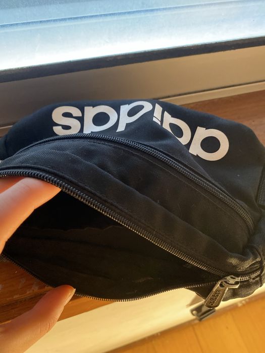 Bolsa de cintura da ADIDAS em bom estado!