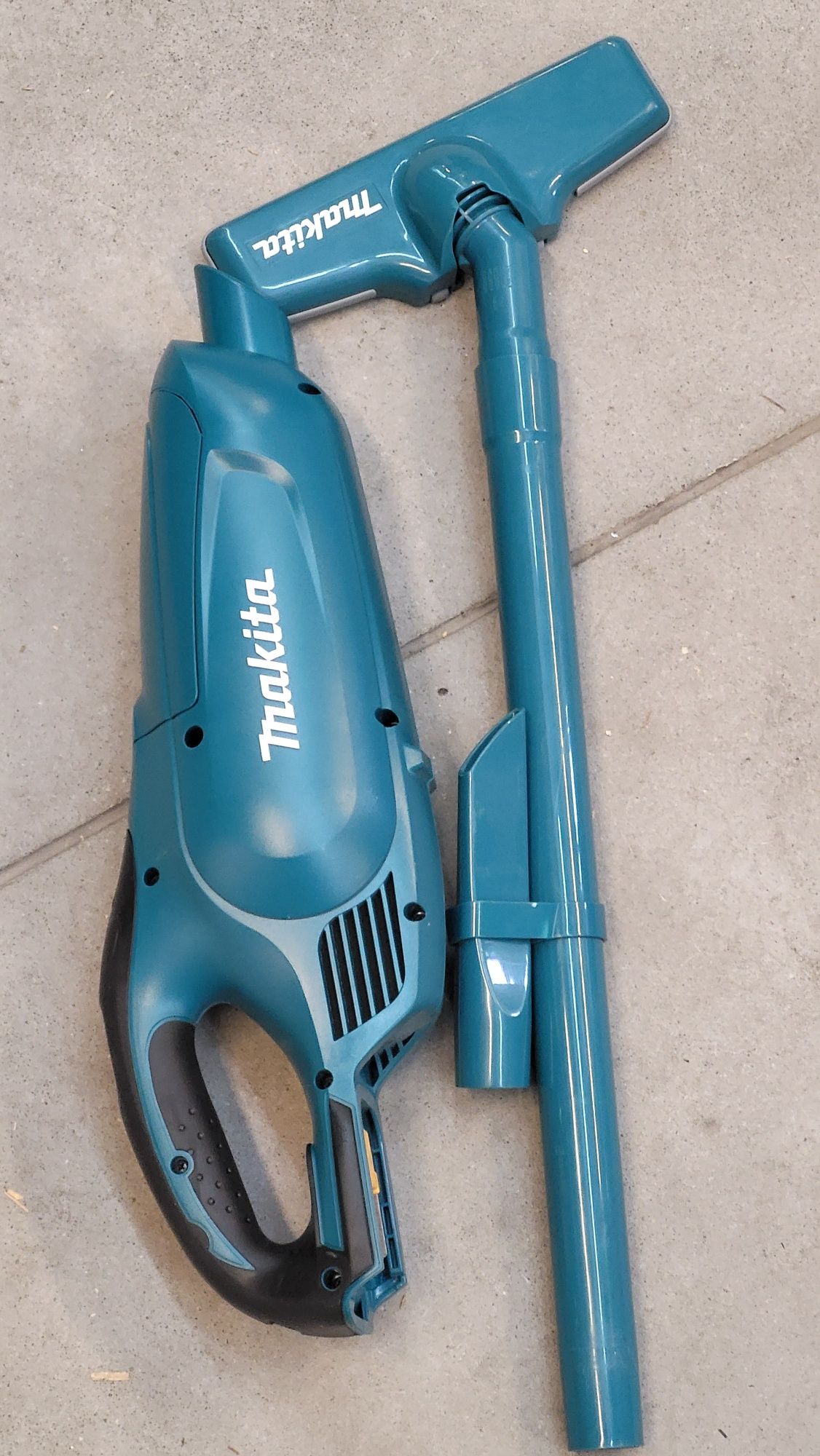 Odkurzacz akum. Makita DCL182Z 18v