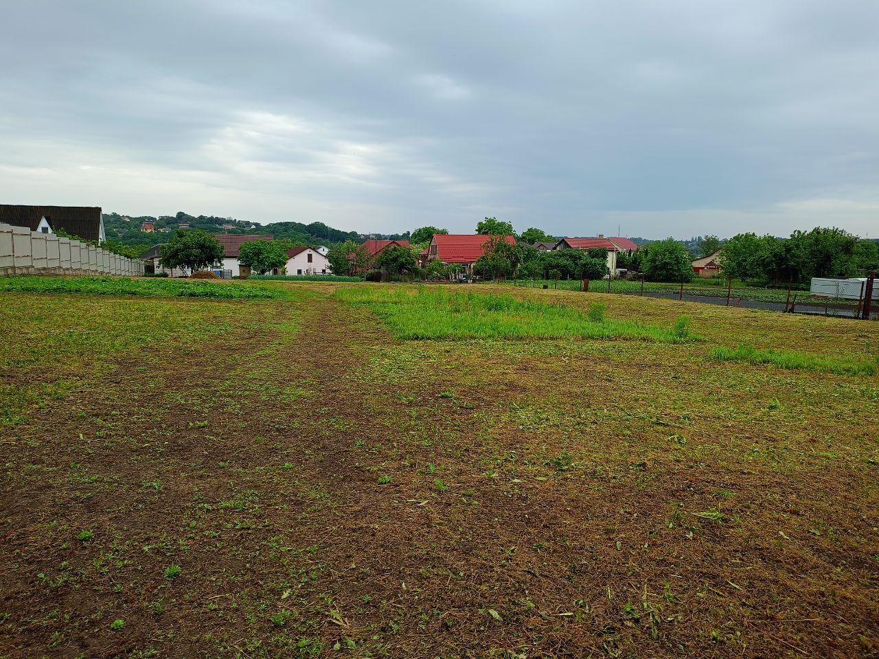 Продаж землі під Києвом в с. Хотів, Новосілки 20 сот землі Без % Торг