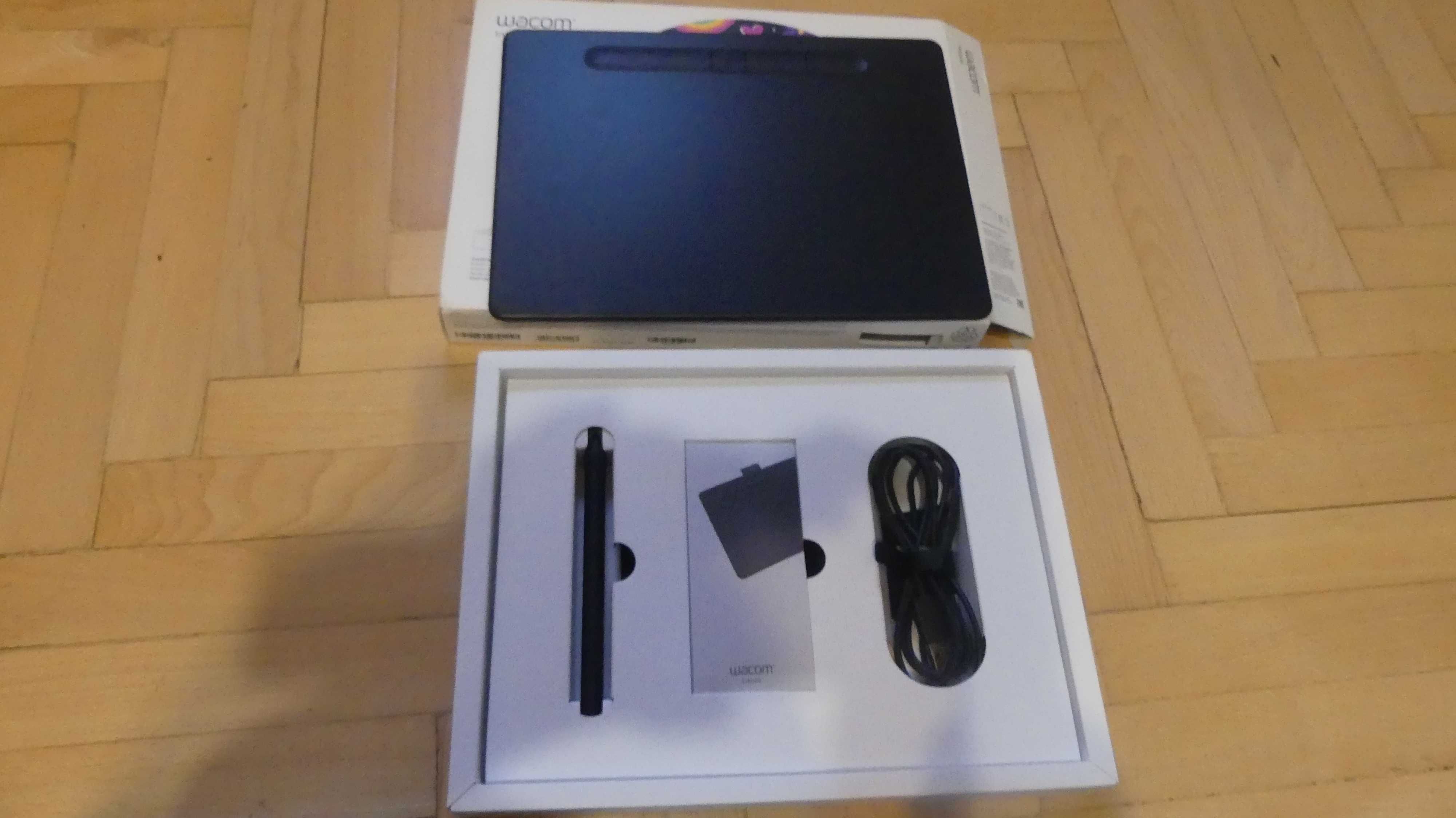 Tablet graficzny Wacom Intuos M Bluetooth Black (CTL-6100WLK-N)