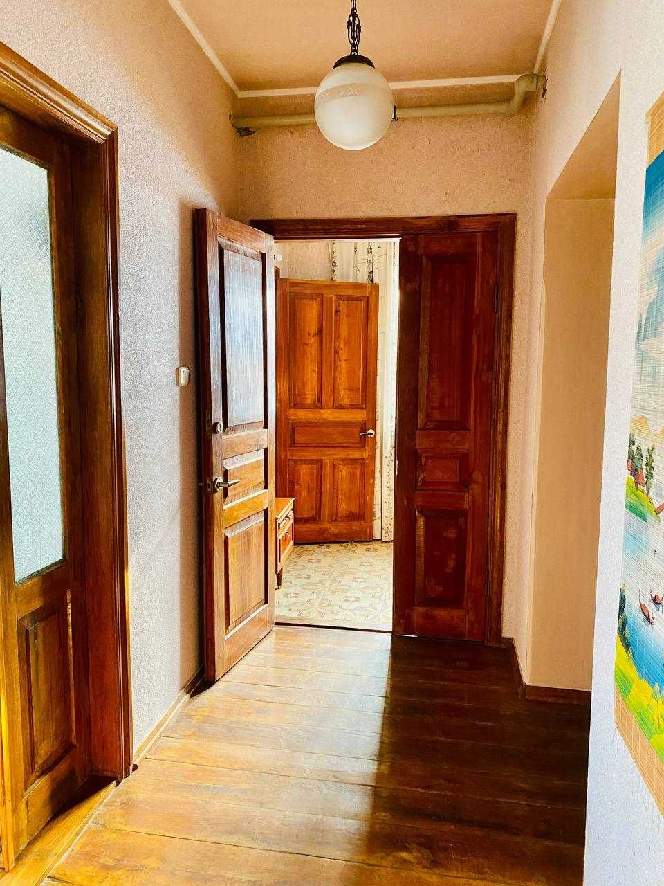 Продаж власного  2-поверхового будинку . Артема, біля 13 школи