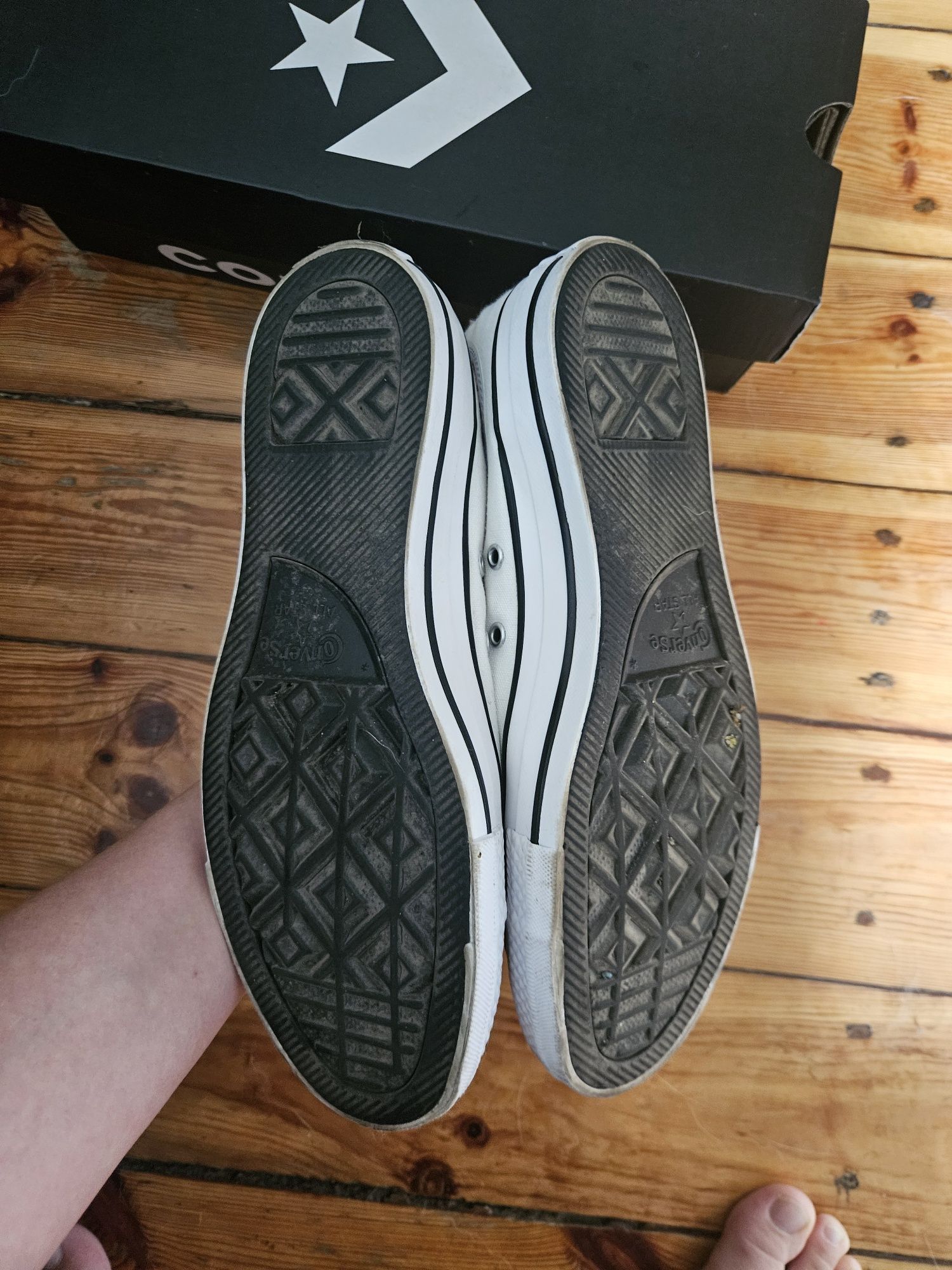 Converse białe r.40