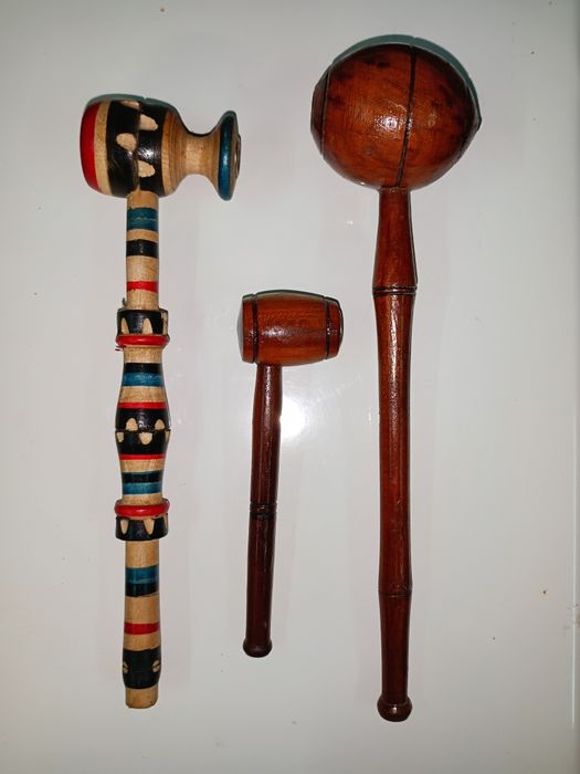 Três cachimbos em madeira vintage