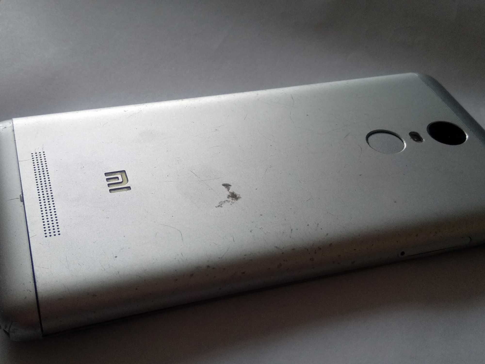 Мобильный телефон Xiaomi Redmi Note 3