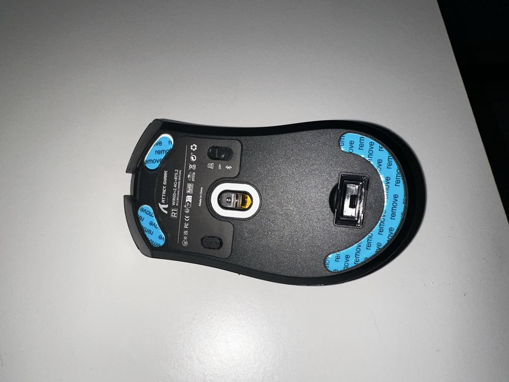 Rato (Mouse) Attack Shark R1 | Como novo.