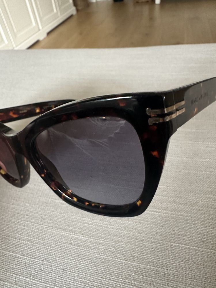 Marc Jacobs PIĘKNE kocie okulary przeciwsłoneczne