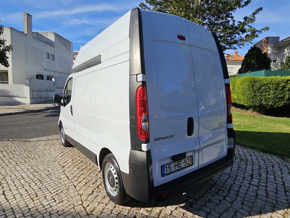 Vendo Renault trafic com apenas 36 mil km reais está como nova
