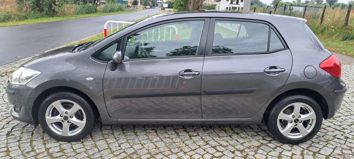 Toyota Auris 1.6 vvt-i benzyna 123km 2007rok 167 tys.km# klima#pdc#alu