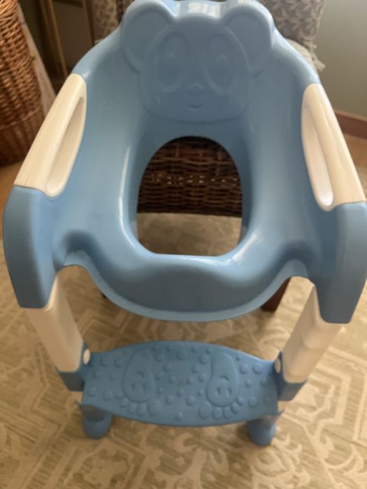Escadas de casa de banho para crianca