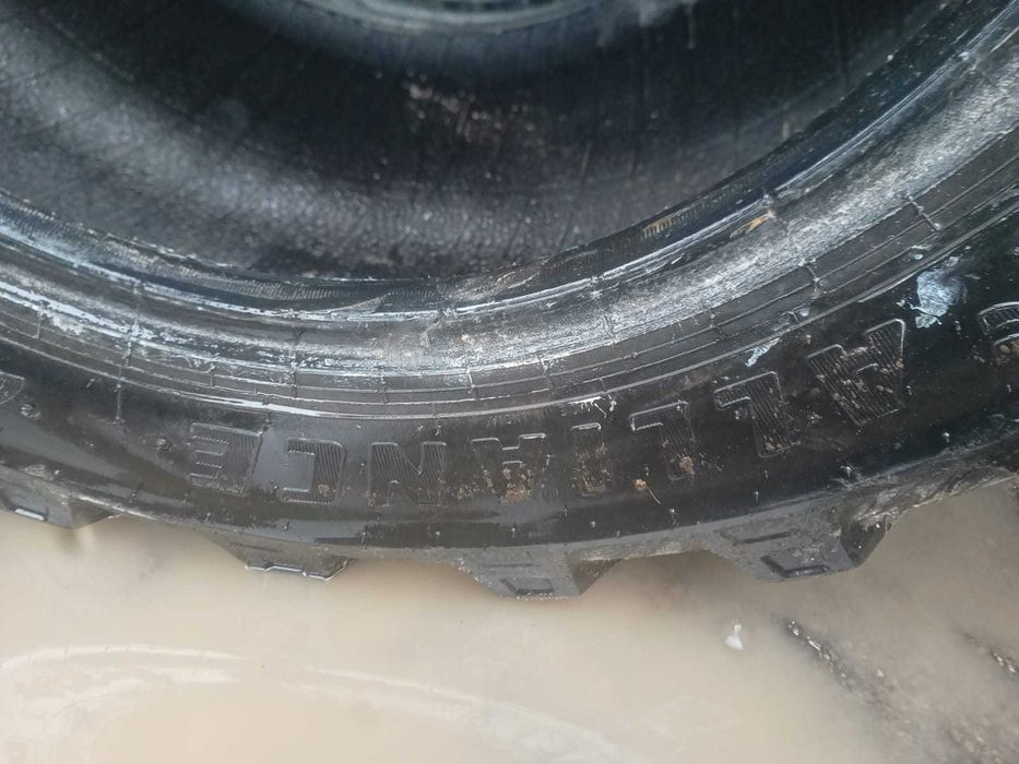 Opony przemysłowe 460/70R24 Alliance ładowarka Kramer Wacker Atlas JCB