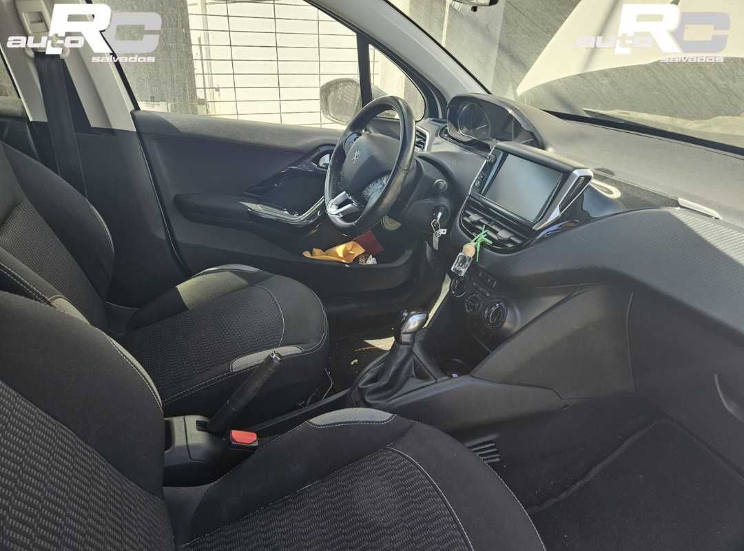 Peugeot 208 I Hatchback