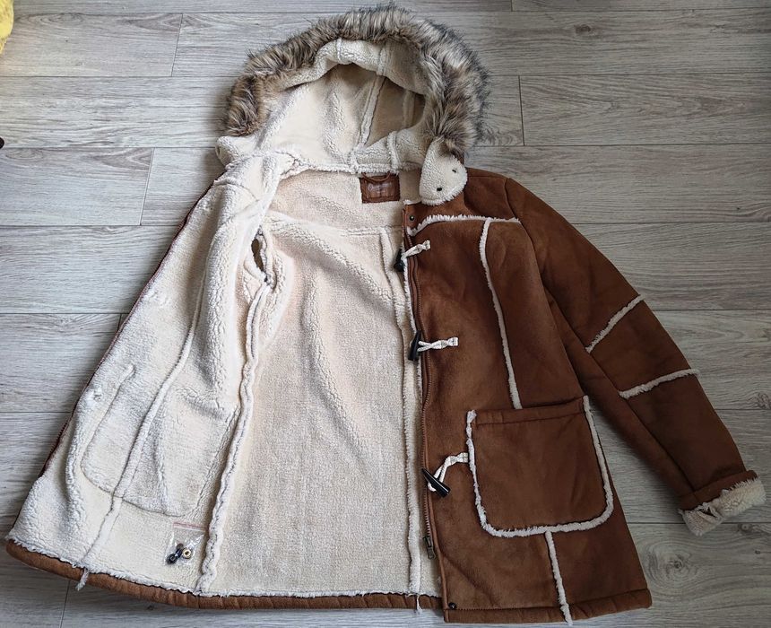 Nowy brązowy kożuch z kapturem C&A rozmiar 40