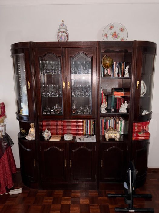 Vende-se móvel usado