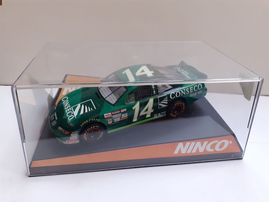 Slot car NINCO novo
