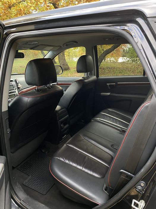 Продаю Hundai Santa fe