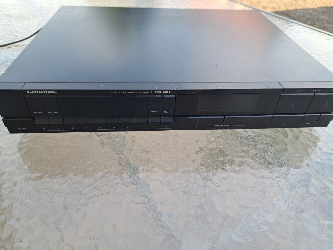 Wzmacniacz Grundig v8100 i tuner t8200