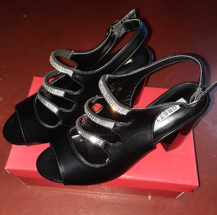 Туфлі "Roletta",39 розмір. Нові