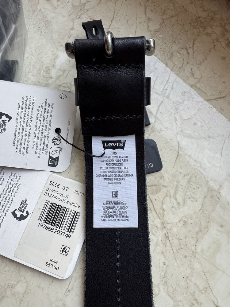 Чоловічий шкіряний ремінь Levi’s Premium, чорний, 95 см