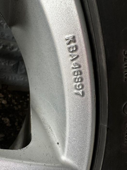 Продам диски з резиною R20 6x139.7 ступ 67.1.Pajero 4, 3, L 200 Toyota