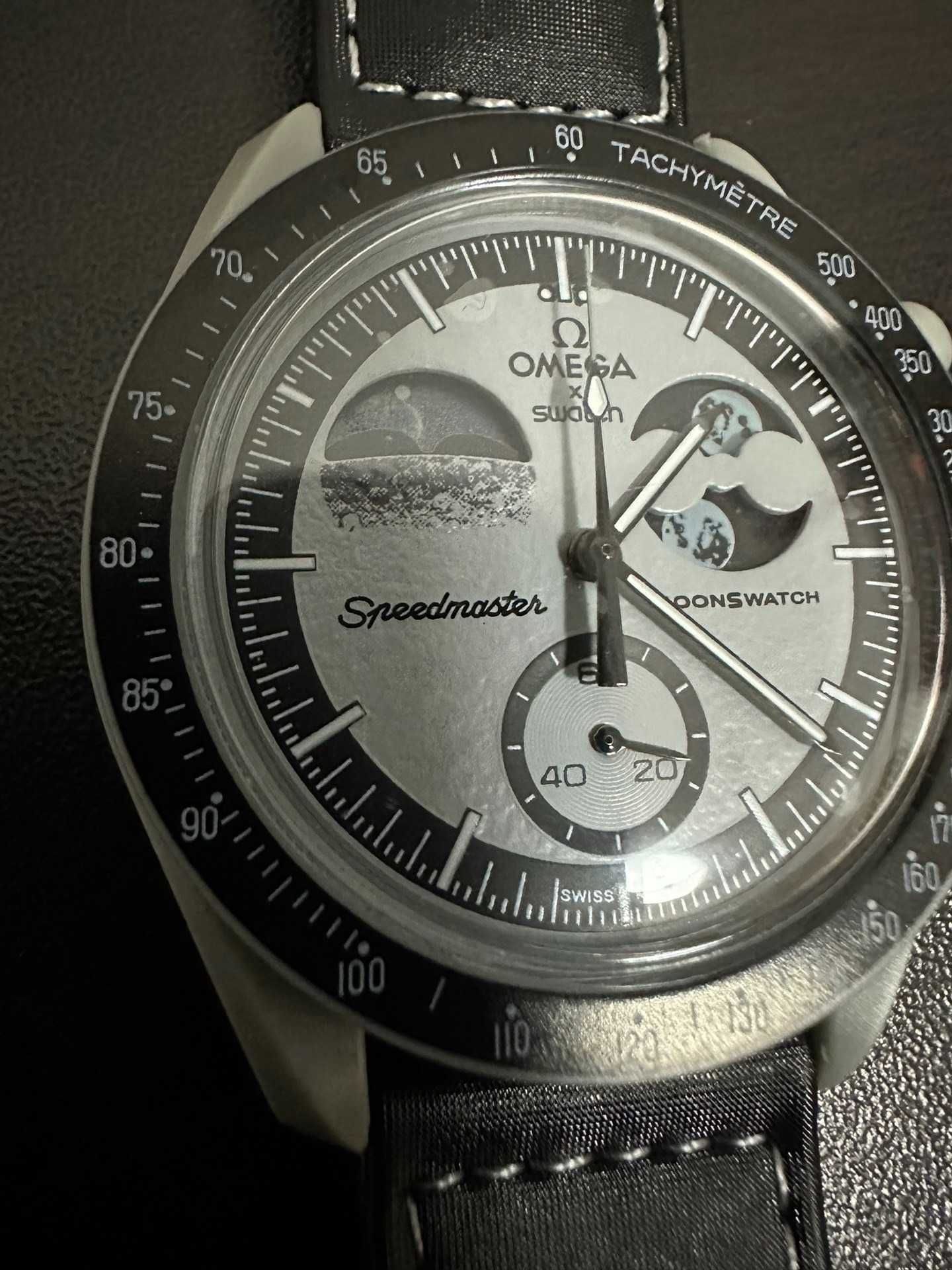 Zegarek Omega x Swatch Faza Ziemi SO33M700 - bez wad