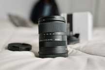 Sigma 18-50mm f/2.8 DC DN (L-Mount)