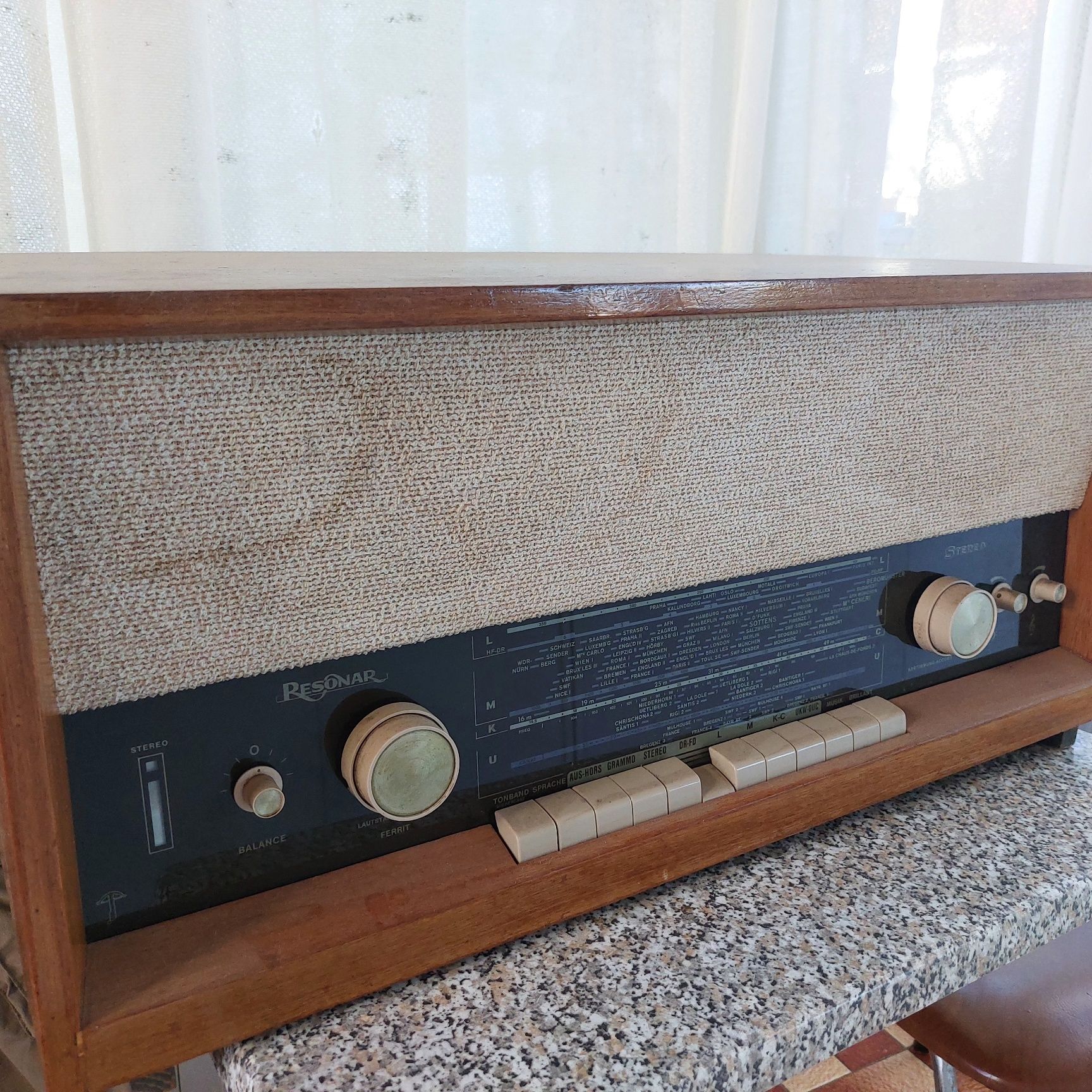 Radio Resonar antigo