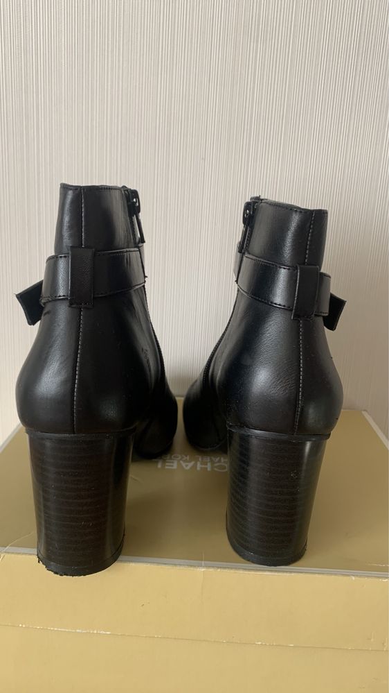 Кожані/ шкіряні  ботінки George 38р.