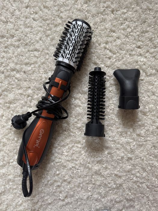 Фен браш з трьома насадками