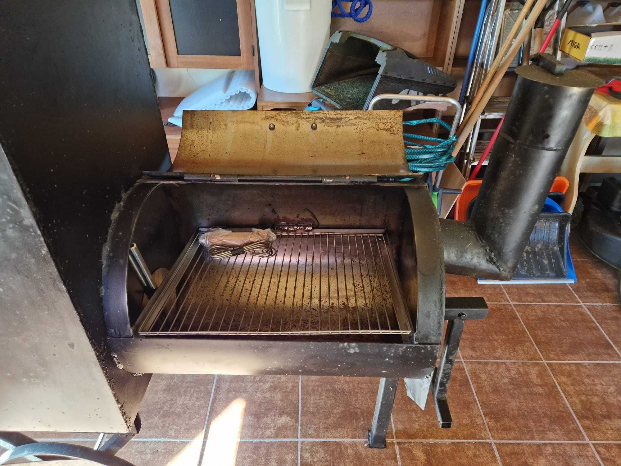Grill Wędzarnik ciuchcia sprzedam