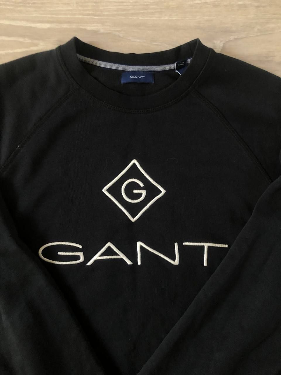 Світшот GANT Original  
Size: S-M

Price: 450