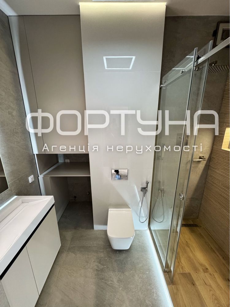 Парк Перемога, ЖК Victory Club House