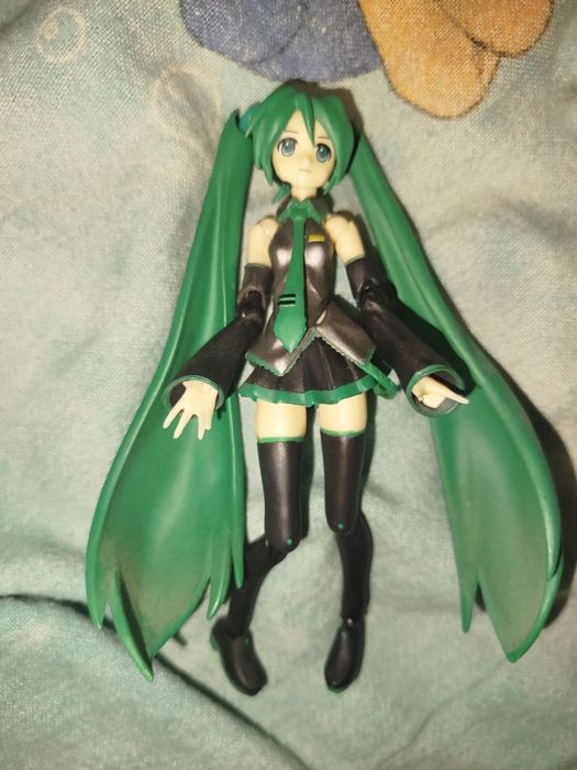 аніме фігурки міку