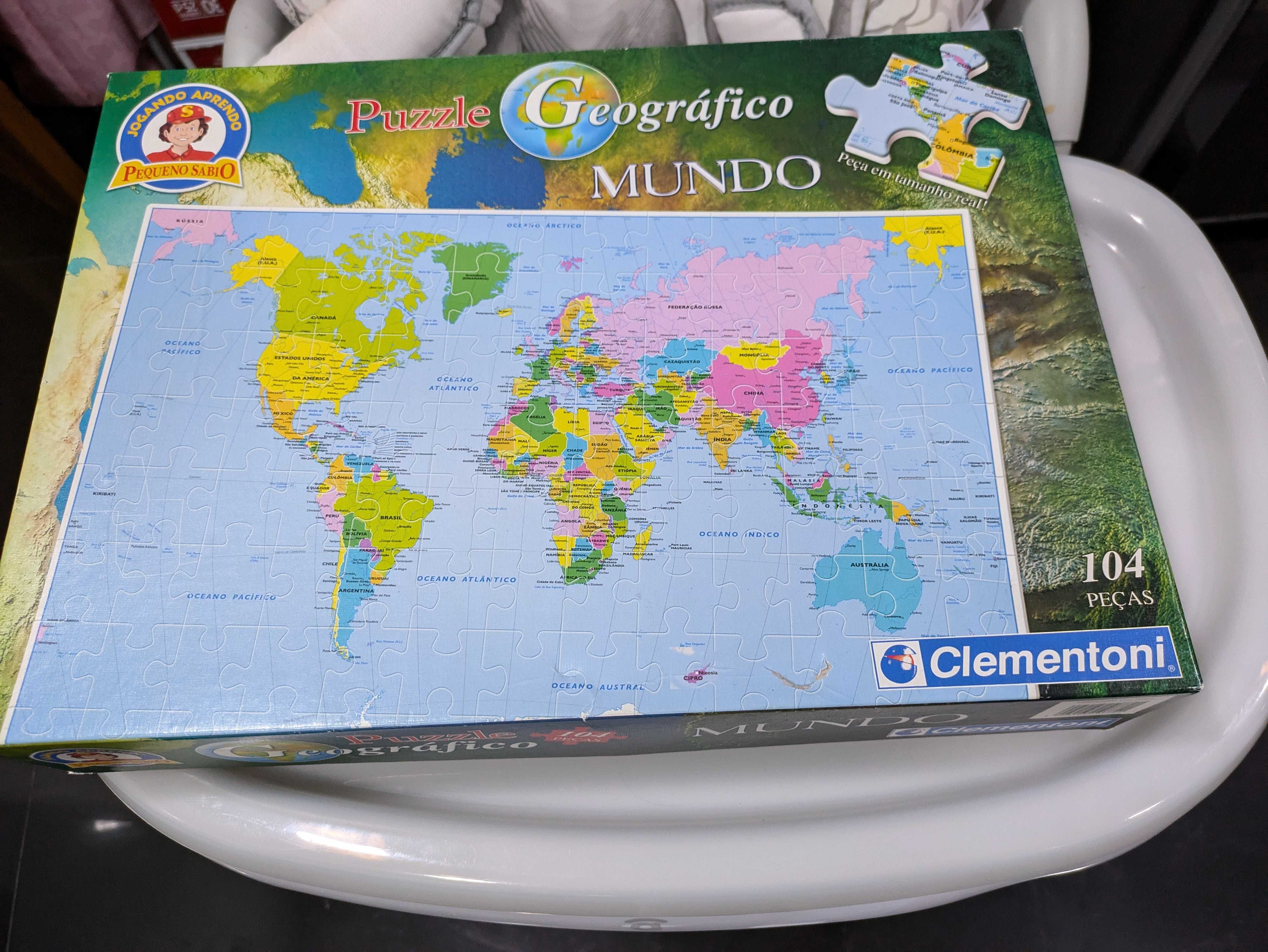 Puzzle do mundo em português