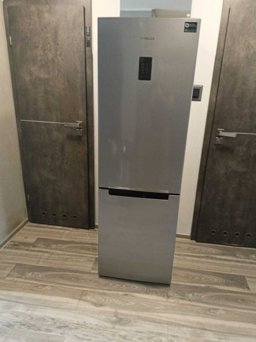Lodówka Samsung RB31FERNBSA