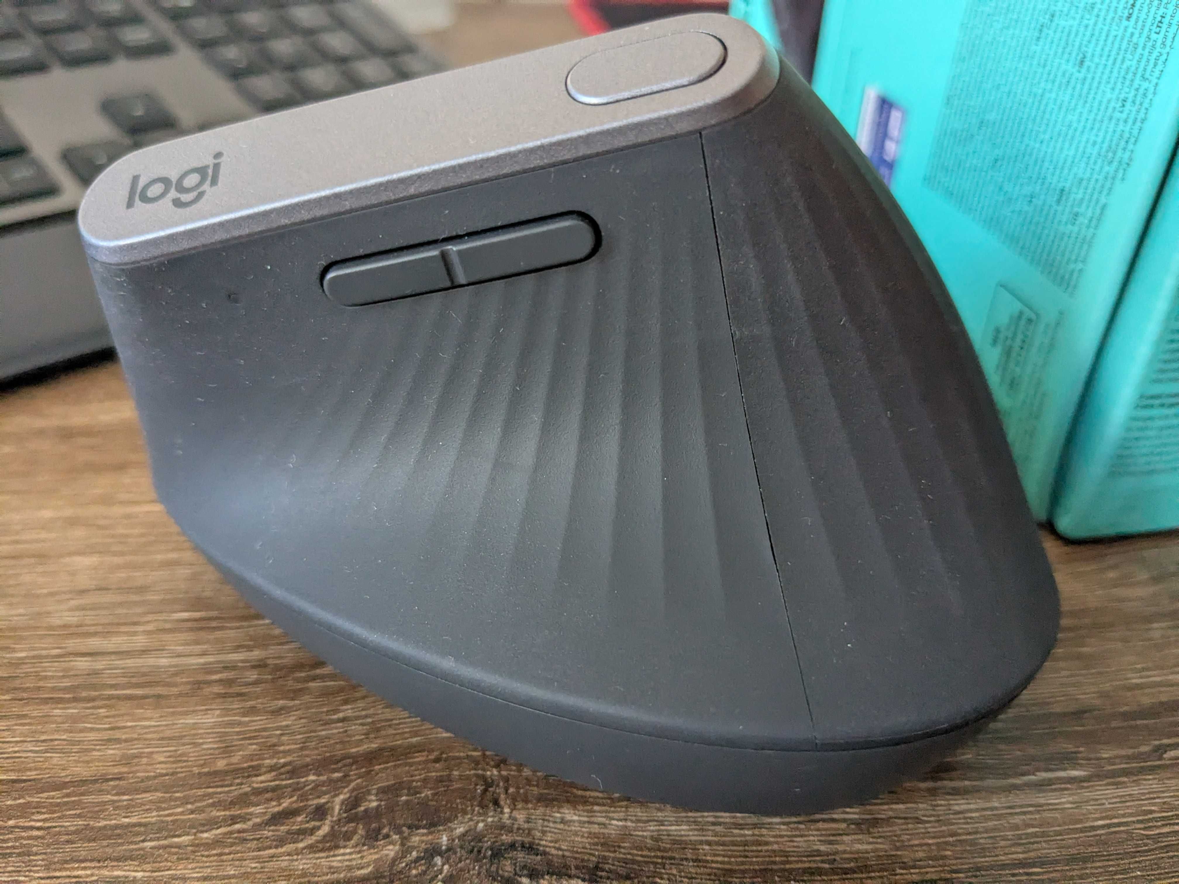 Logitech MX Vertical Ergonomic. Stan idealny.