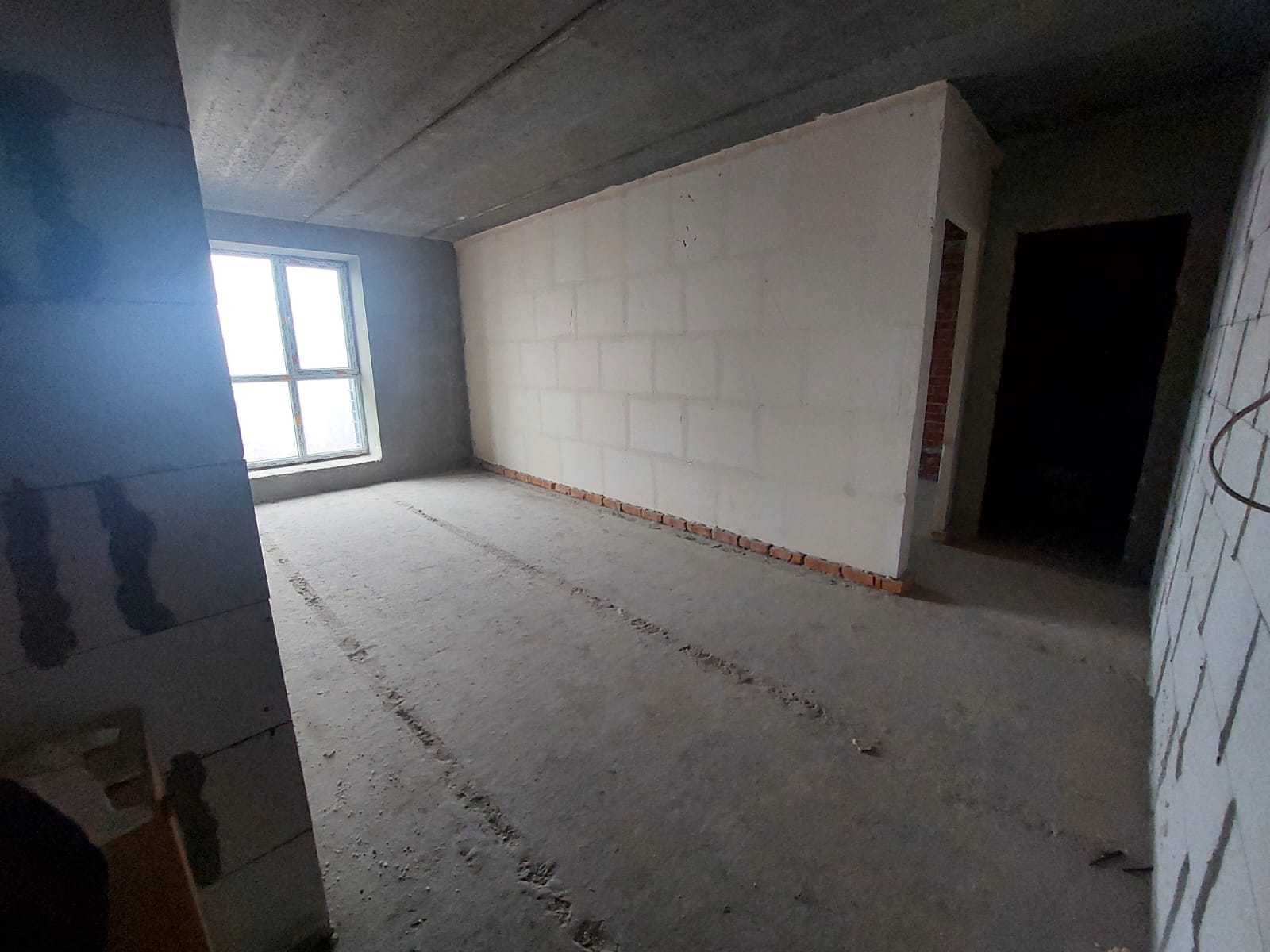 Квартира в новобудові, вул. В. Дубініна