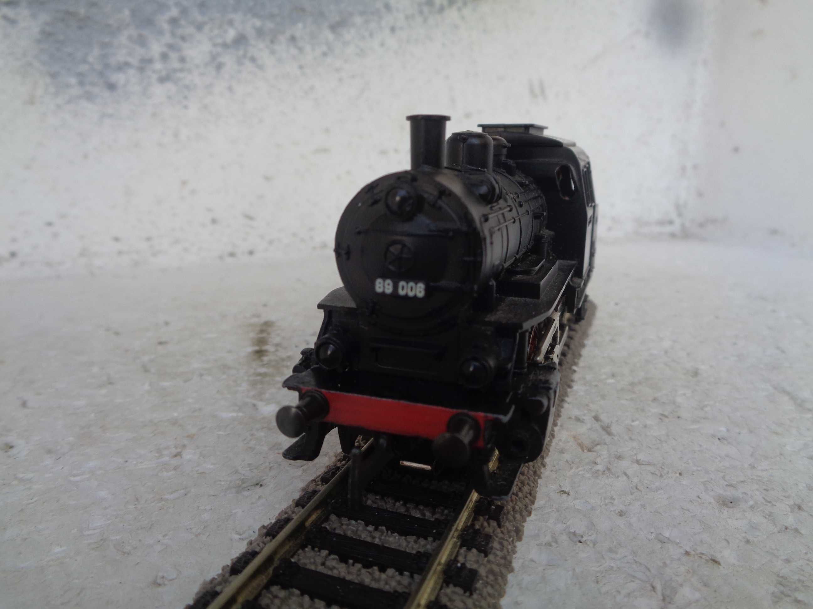 1:87 Marklin Locomotiva da DB BR 89 comboio