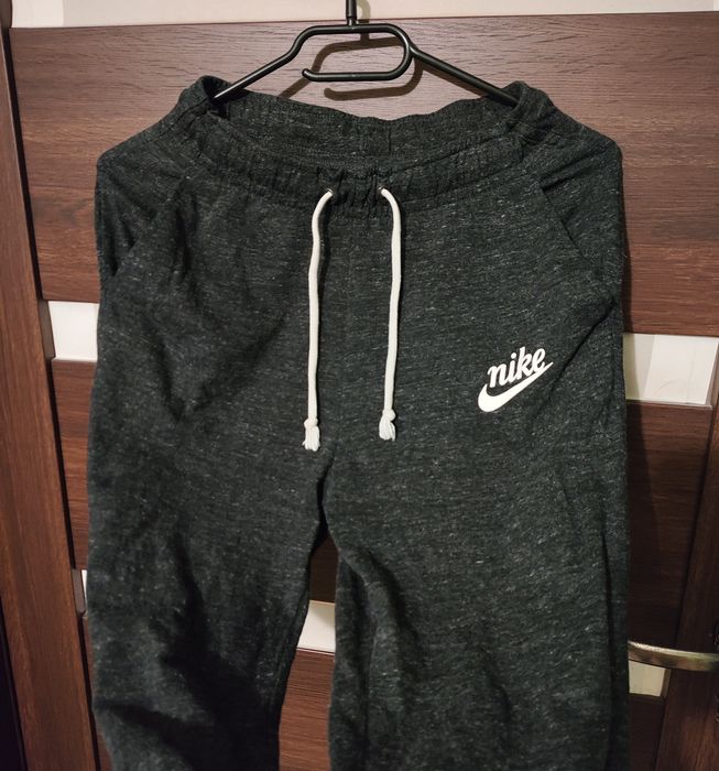 Spodnie sportowe Nike