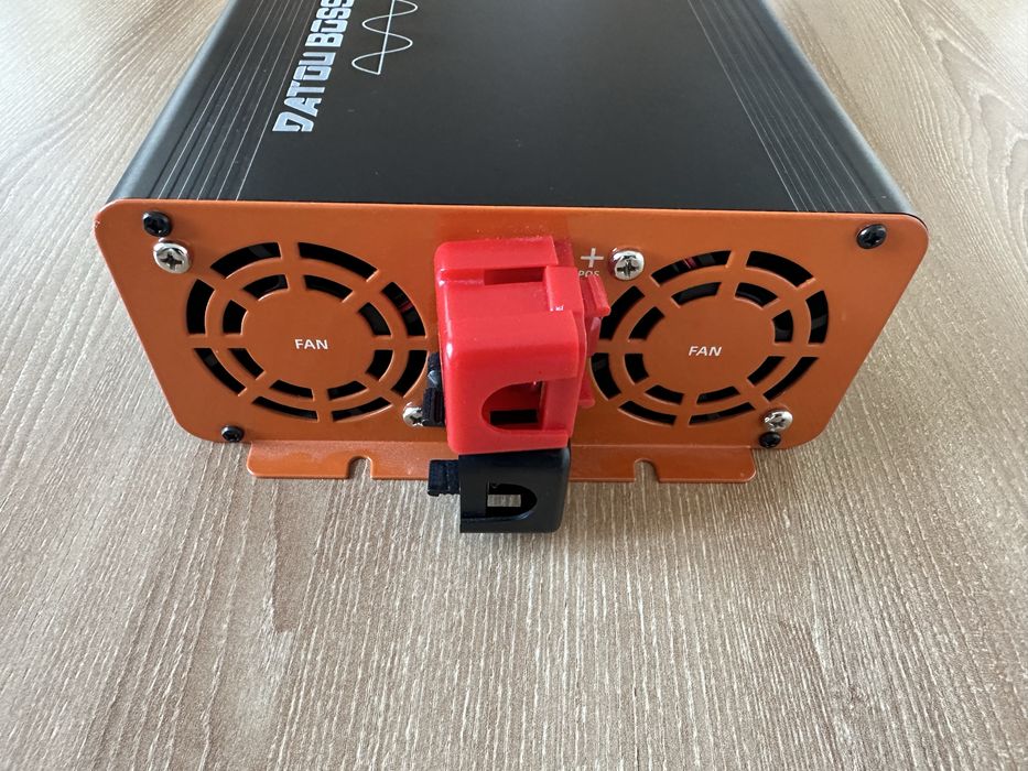 Інвертор DATOUBOSS 2000w (4000w) 24V