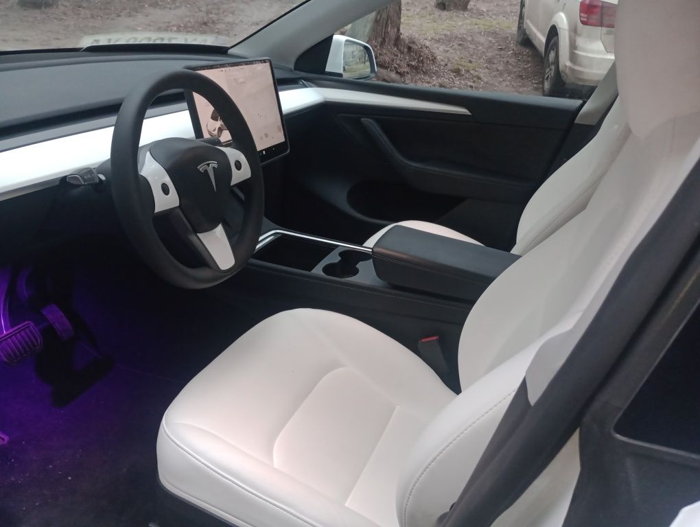 Tesla model Y 2023р. Long Renge 82kWh 25500$