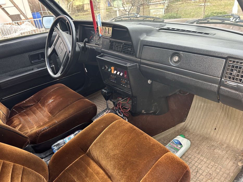 Volvo 245 1979 по запчастинам розборка акпп zf 4hp22