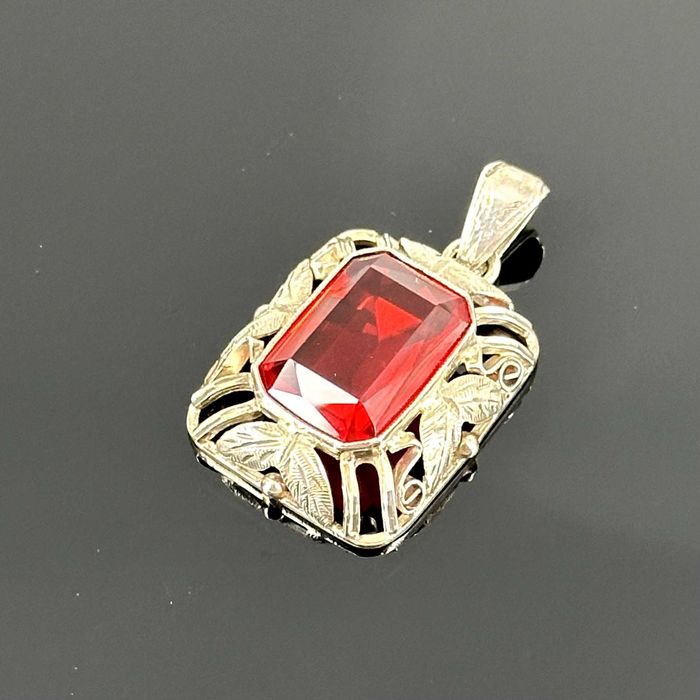 Srebro - Srebrna przywieszka secesyjna z ok. 1900 roku - próba 835