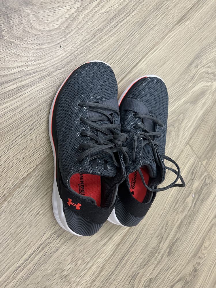 Under ARMOUR adidasy buty do biegania na siłownię  r.36