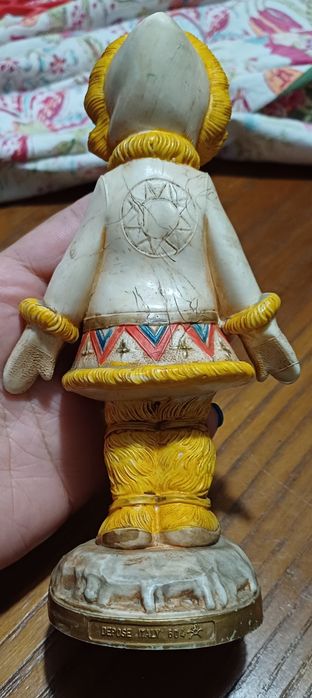 Estatueda de esquimó italiana.